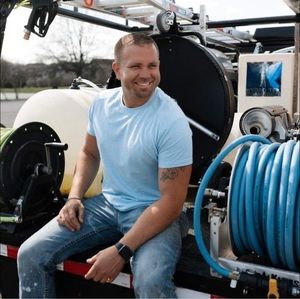 Meet your Posher, Ryan